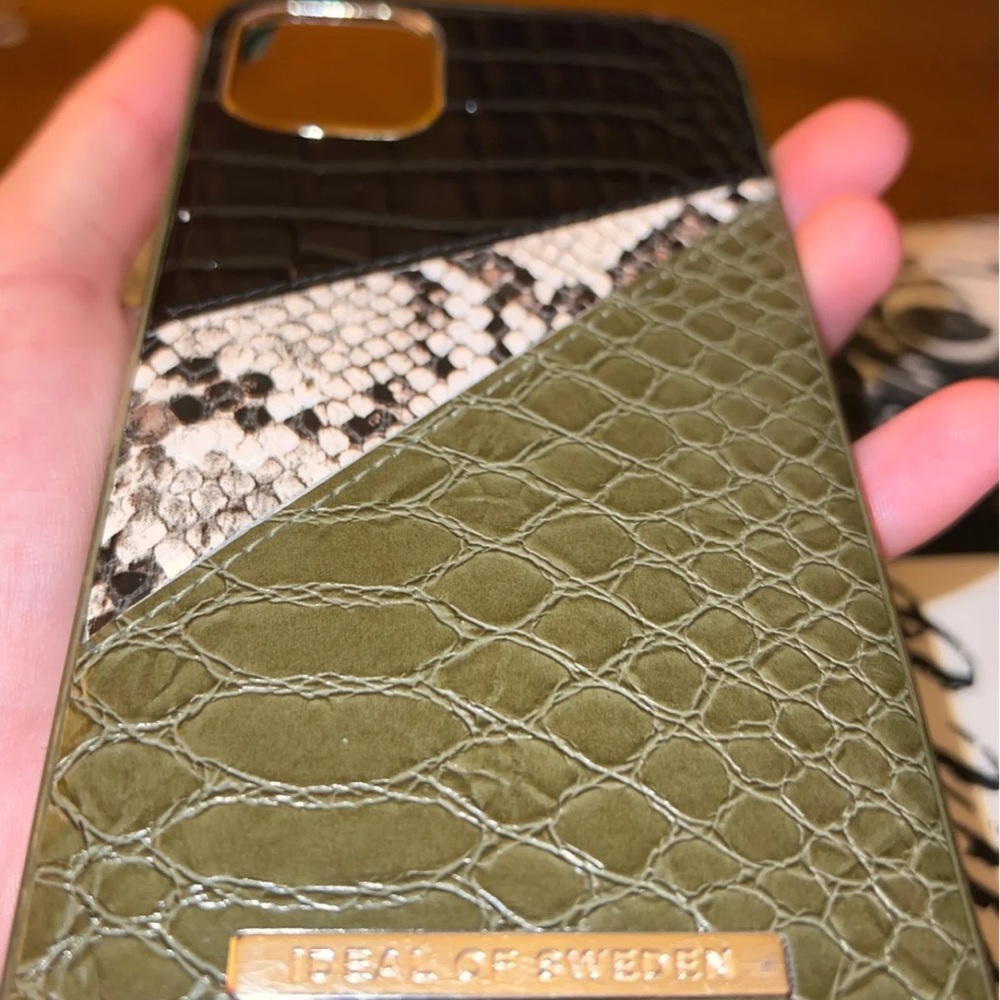 iDeal of Sweden iPhone 11 Pro Max case